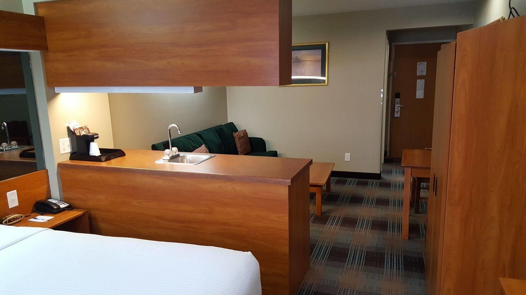 Microtel Inn & Suites By Wyndham Bozeman Buitenkant foto
