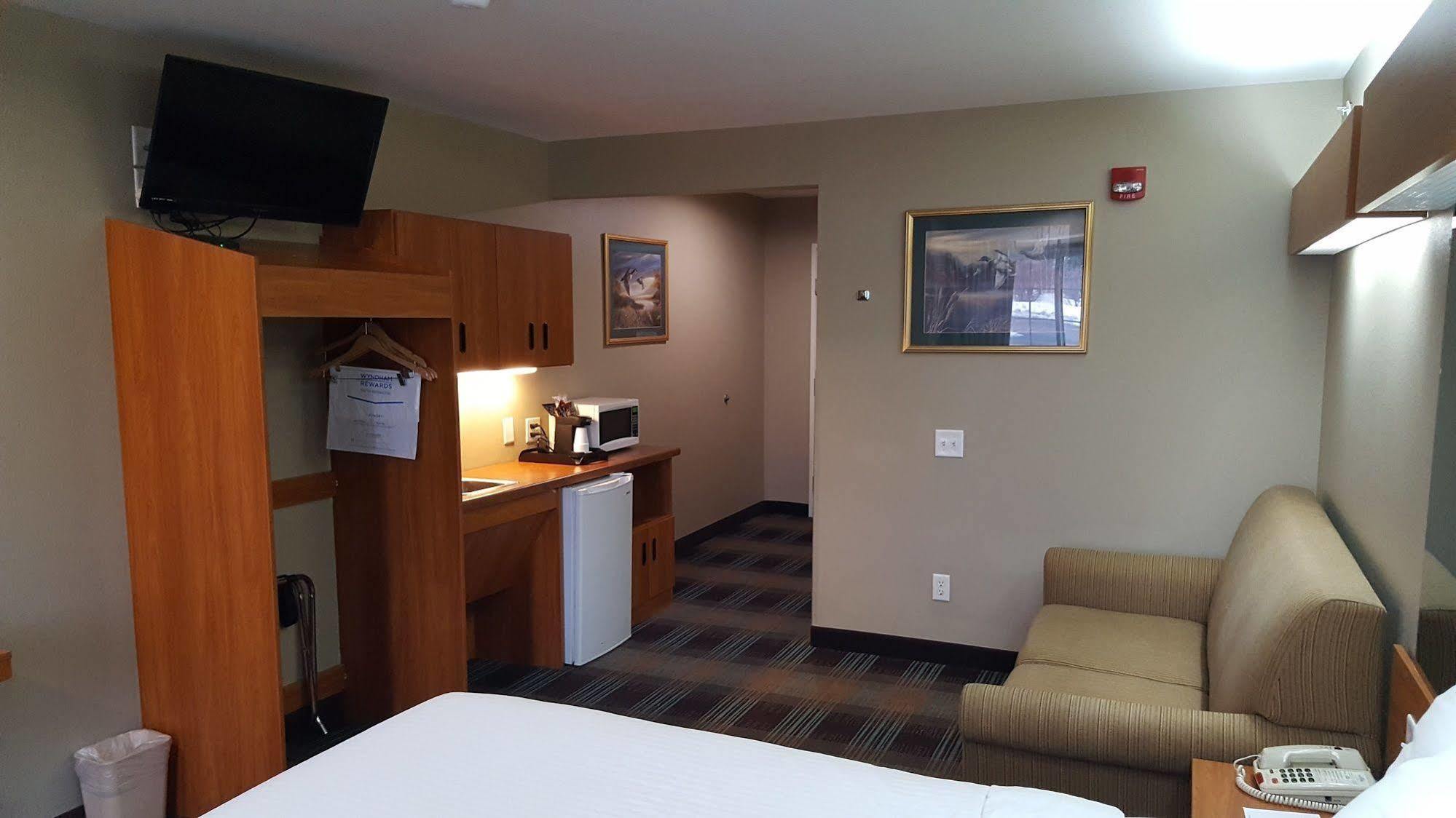 Microtel Inn & Suites By Wyndham Bozeman Buitenkant foto